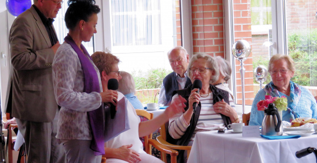 05.09.2017 Andacht und musikalischer Nachmittag. Mehrgenerationen Kiga, Chor 65 +, ambulante WG's im St.-Sylvesterstift 05.09.2017 Andacht und musikalischer Nachmittag. Mehrgenerationen Kiga, Chor 65 +, ambulante WG's im St.-Sylvesterstift